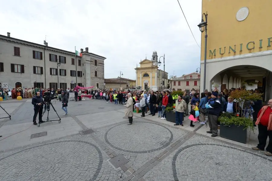 In Piazza con noi a Urago d'Oglio