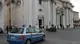 Pasqua: controlli delle forze dell'ordine fuori dalla Cattedrale