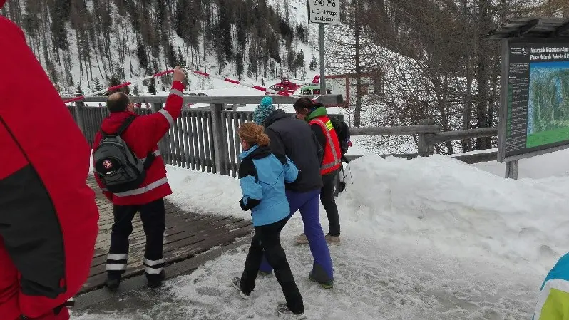 I soccorsi per la valanga in Val Pusteria
