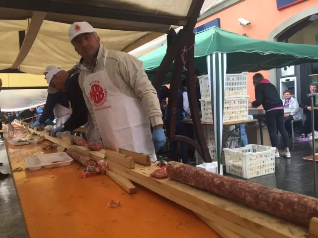 Il salame lungo 23 metri a Pisogne