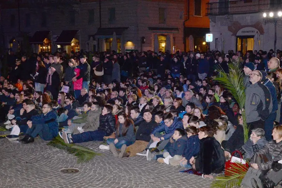 La Veglia delle palme con il vescovo Monari