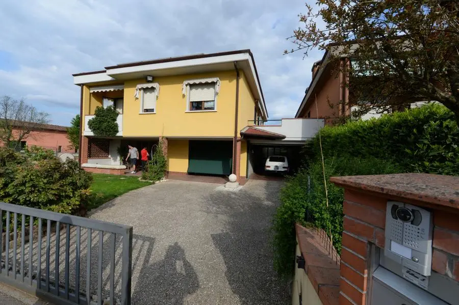 Rapina violenta a Bagnolo Mella