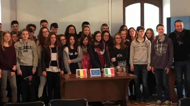 Gli studenti della scuola belga ospiti dei coetanei di Polpenazze