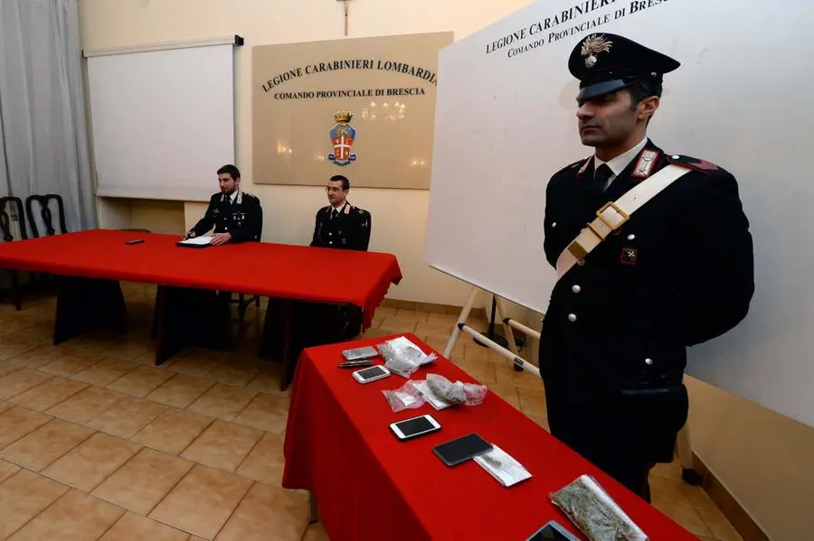 Droga tra minori: la conferenza stampa dei Carabinieri
