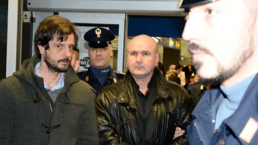 Paraga arriva a Milano