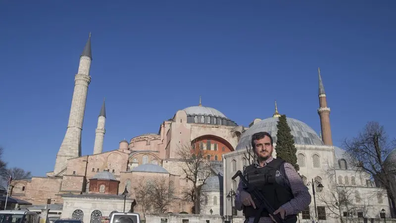 Polizia turca sul luogo dell'attentato
