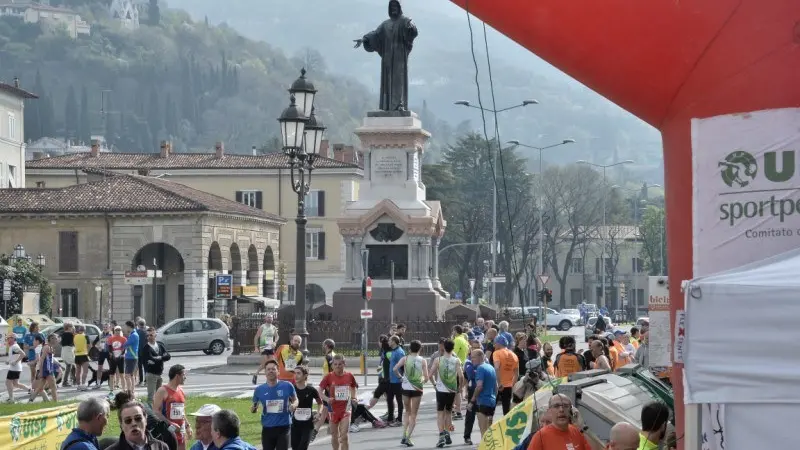 Vivicittà, tutti di corsa a fin di bene