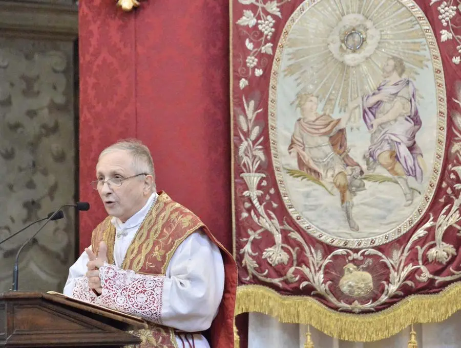 La messa celebrata dal vescovo Monari