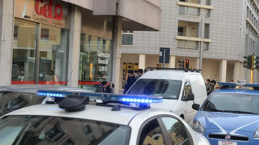 Dall'incidente alla rissa, due feriti in via Cefalonia