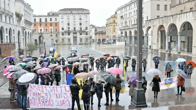 La protesta della comunità ucraina