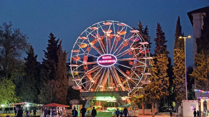 Il luna park a Campo Marte