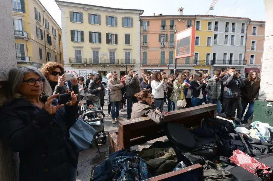 Liceo Gambara, studenti in concerto per protesta