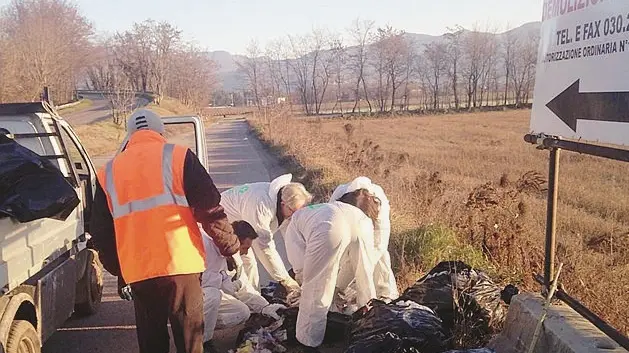 Raccolta di rifiuti a Paderno