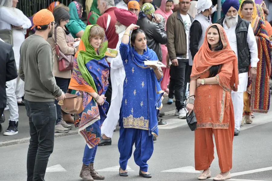 Il corteo Sikh tra le vie della città