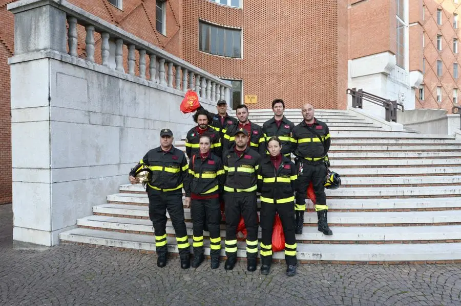 I vigili del fuoco tra i bambini in ospedale