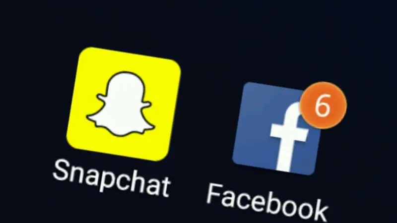 Snapchat vs Facebook