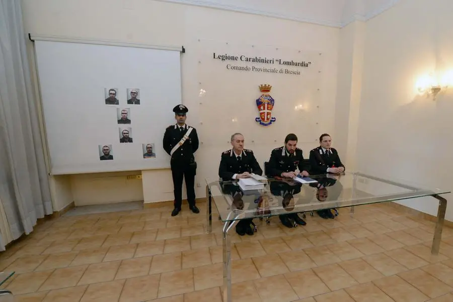 La conferenza dei carabinieri sui furti