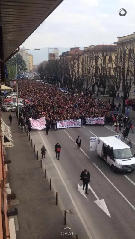 Il corteo attraverso gli scatti dei nostri utenti