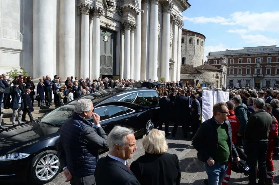 L'addio in cattedrale ad Alberto Folonari