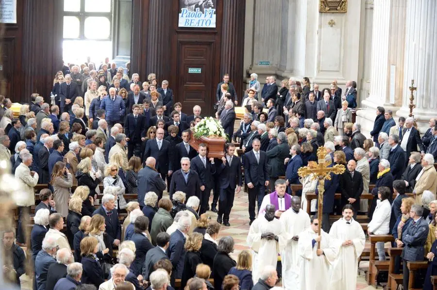 L'addio in cattedrale ad Alberto Folonari