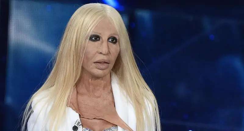 Versace: originale e controfigura