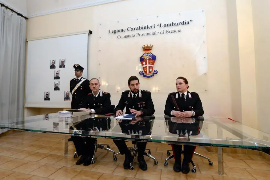 La conferenza dei carabinieri sui furti