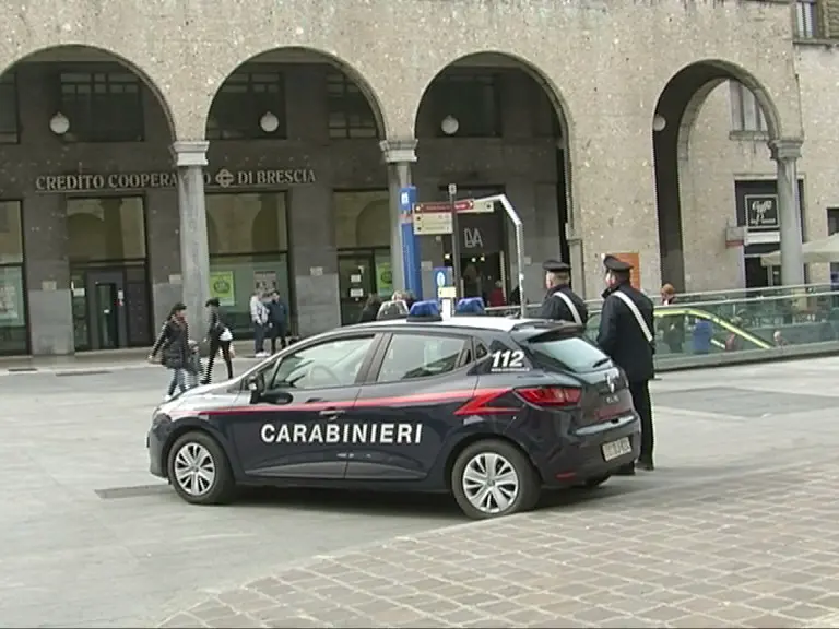 Stazioni sorvegliate da Polizia e Carabinieri