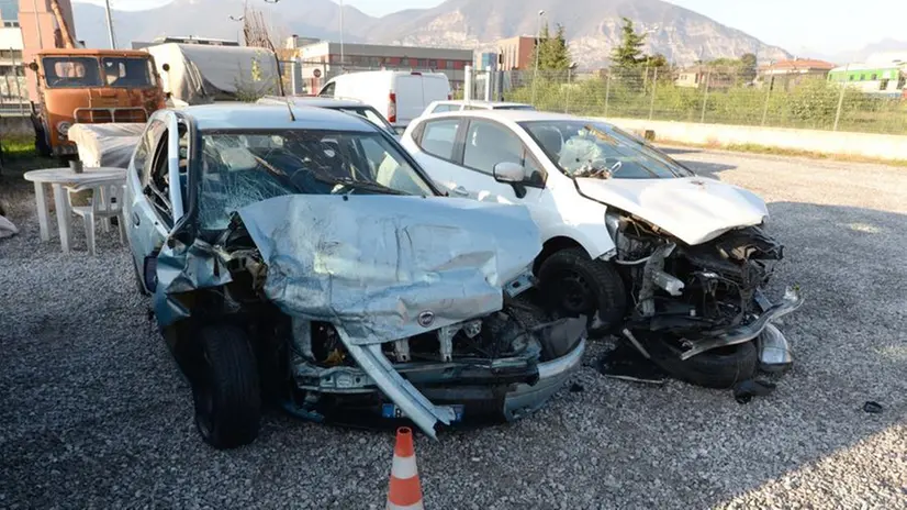 I mezzi coinvolti nel tragico schianto di Sulzano