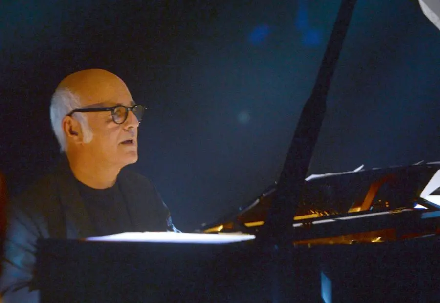 Il concerto di Einaudi al Grande