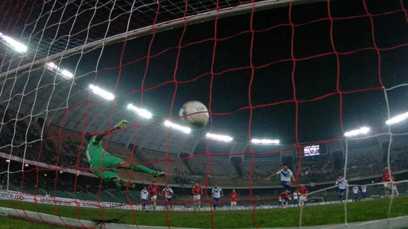 Bari-Brescia 2-1