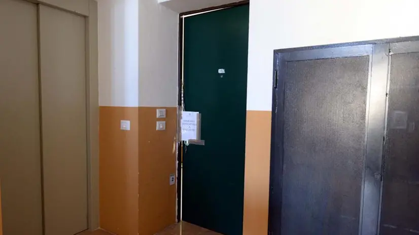 Via Mazzucchelli, l'abitazione teatro del delitto