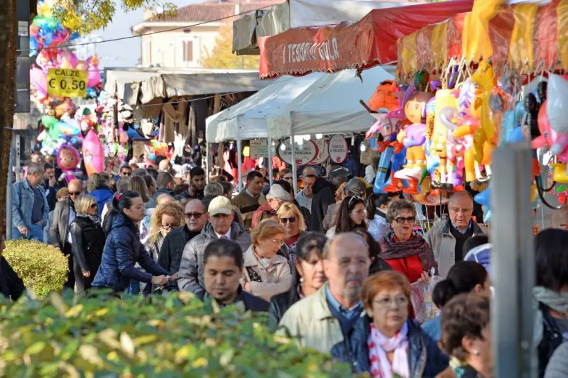 Fiera di Ognissanti in via Milano