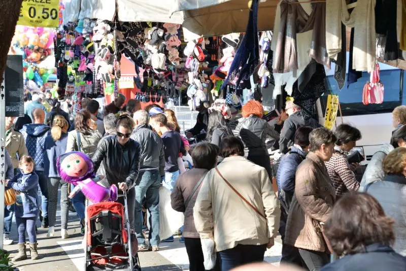 Fiera di Ognissanti in via Milano