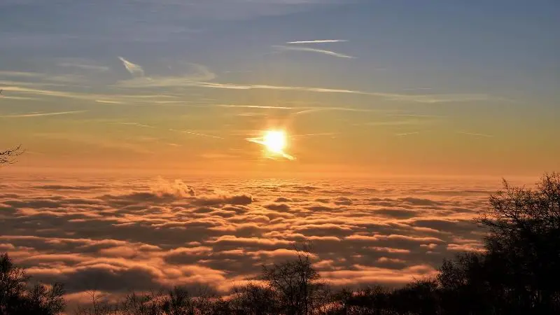 Nuvole e nebbia negli scatti dei lettori
