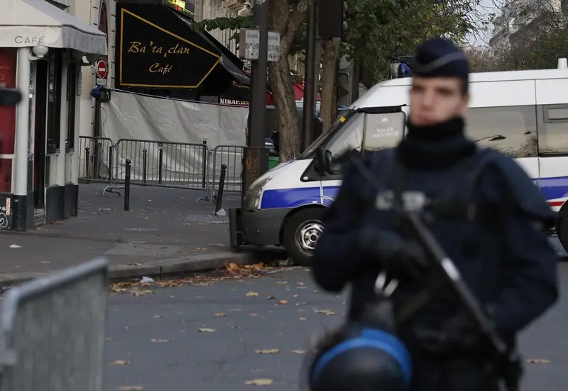 Parigi scossa dagli attentati
