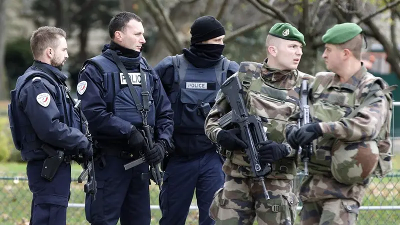 Forze di polizia e dell'esercito francese