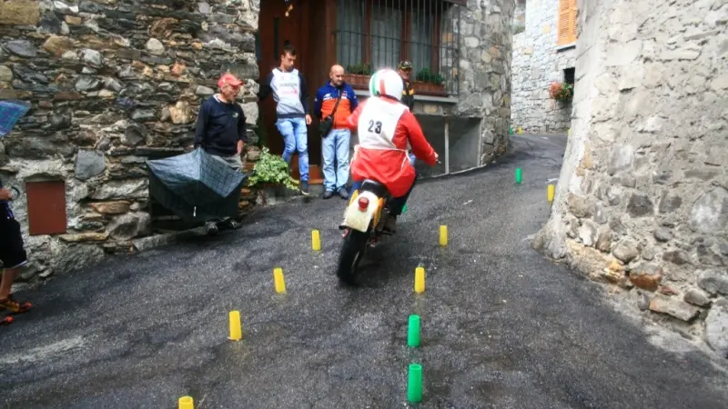 Gimkana dei raolcc, spettacolo a Paspardo