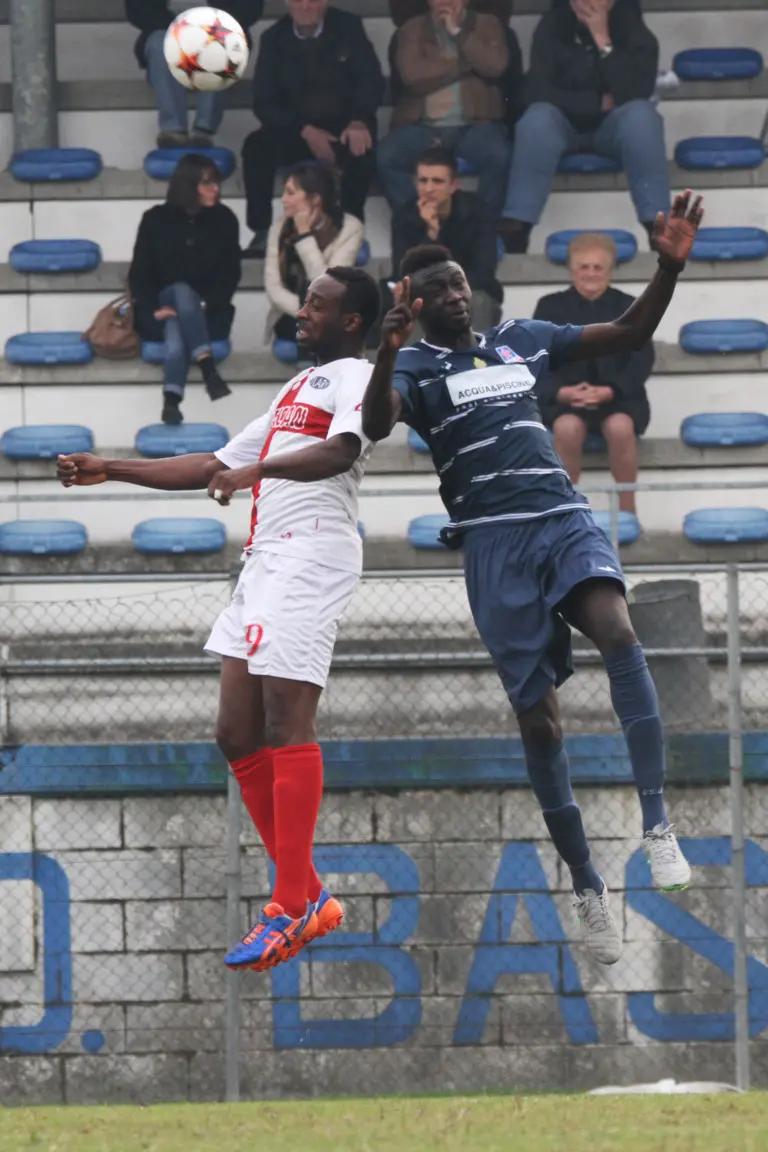 Prima categoria: Bassa Bresciana-Pro Desenzano 0-3
