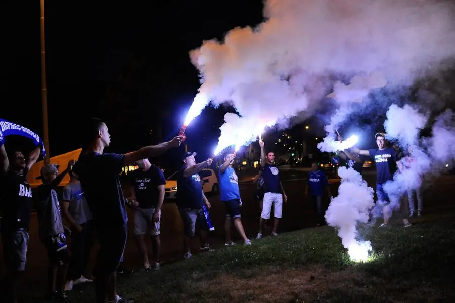 La festa dei tifosi in piazza Repubblica