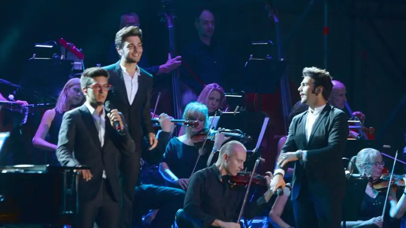 Il trio Il Volo in concerto in piazza Loggia