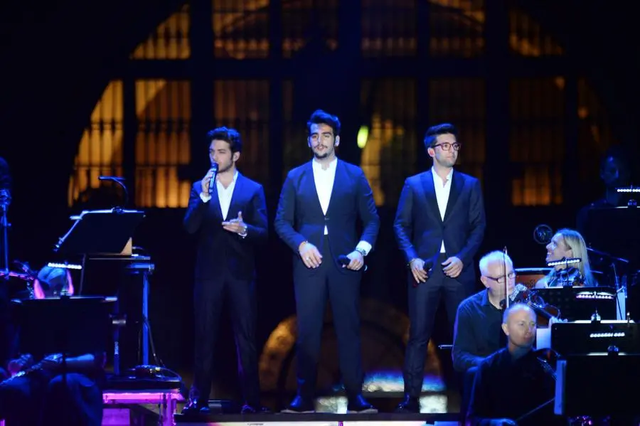 Il trio Il Volo in concerto in piazza Loggia