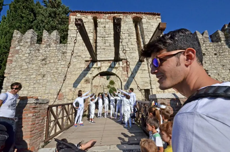 Cassarà e fioretto, flash mob in Castello