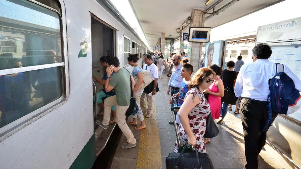 Disagi in stazione a Brescia - © www.giornaledibrescia.it
