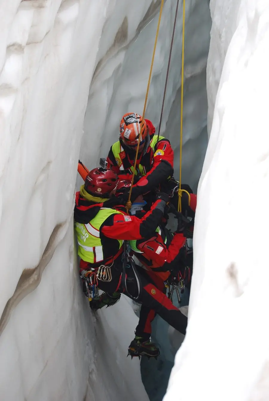 La formazione con il Modulo ghiaccio per i nuovi Tecnici di soccorso alpino