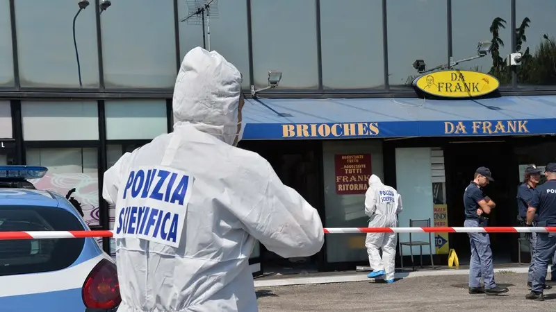 La Scientifica al lavoro alla pizzeria Da Frank