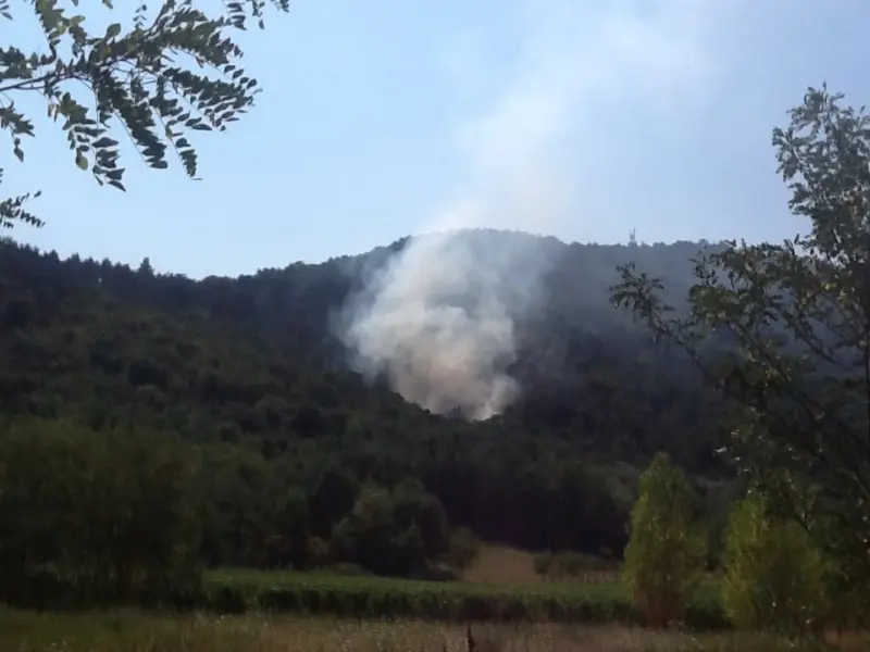 Incendio sul Monte Orfano