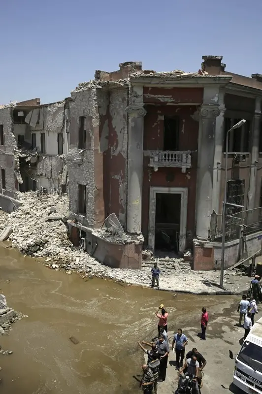 Cairo, il consolato dopo l'attentato