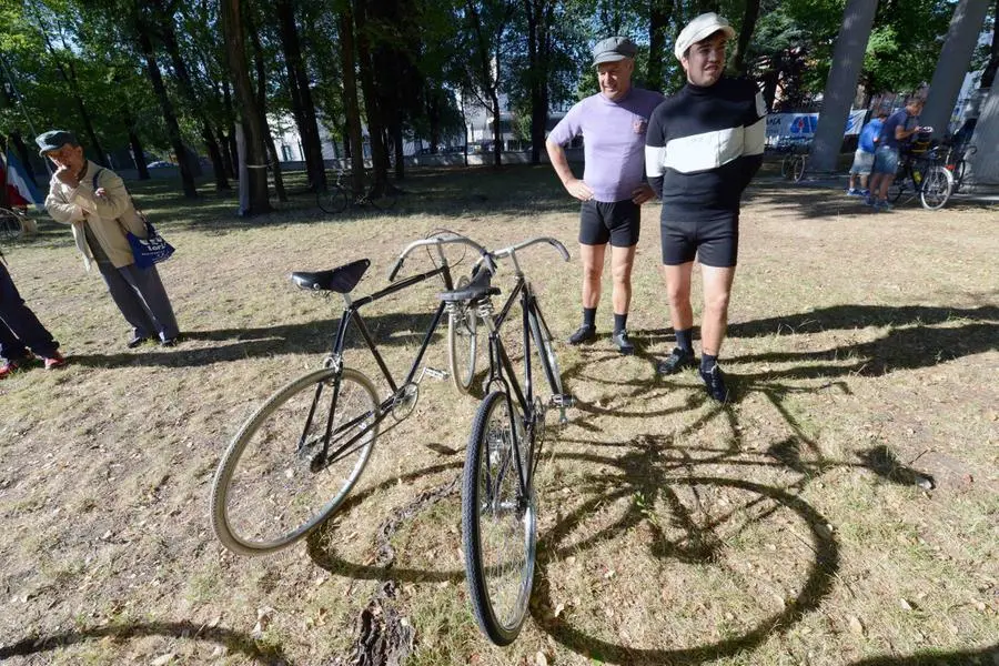 Il cicloraduno vintage a Campo Marte