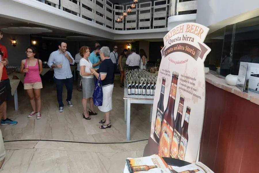 La presentazione della Taybeh Beer