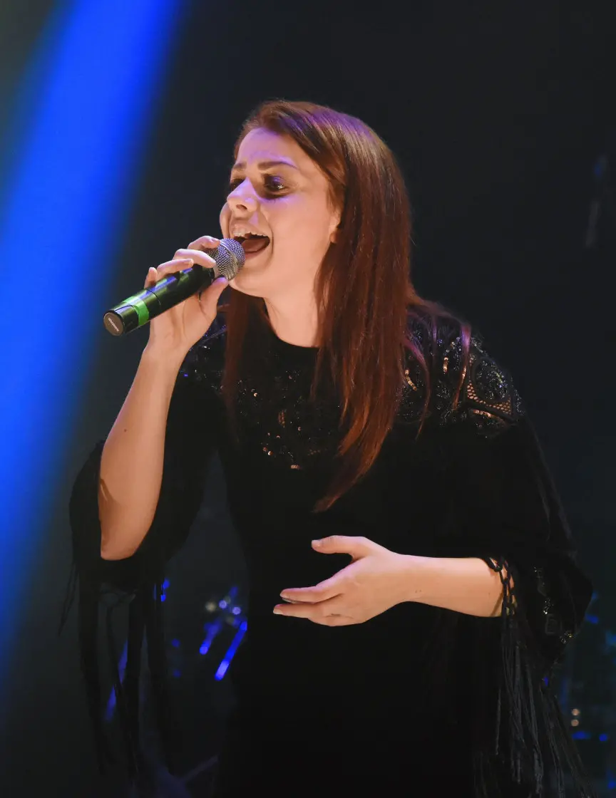 Luchi, vincitrice del Festival di Ghedi, e l'ospite Annalisa